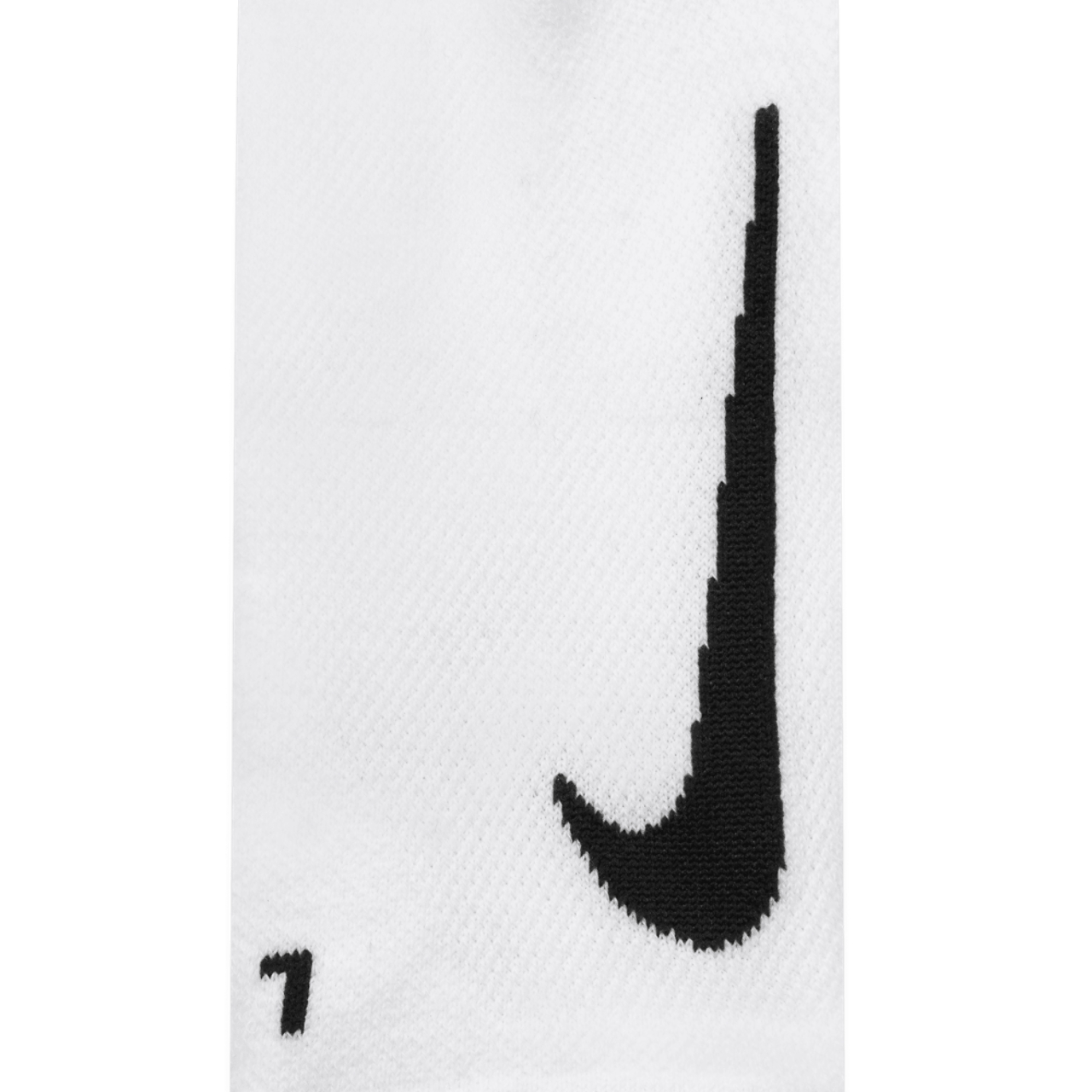 Nike Paquet de 2 paires de chaussettes invisibles Multiplier Image 4 de 4. Appuyez pour ouvrir la galerie de photos.