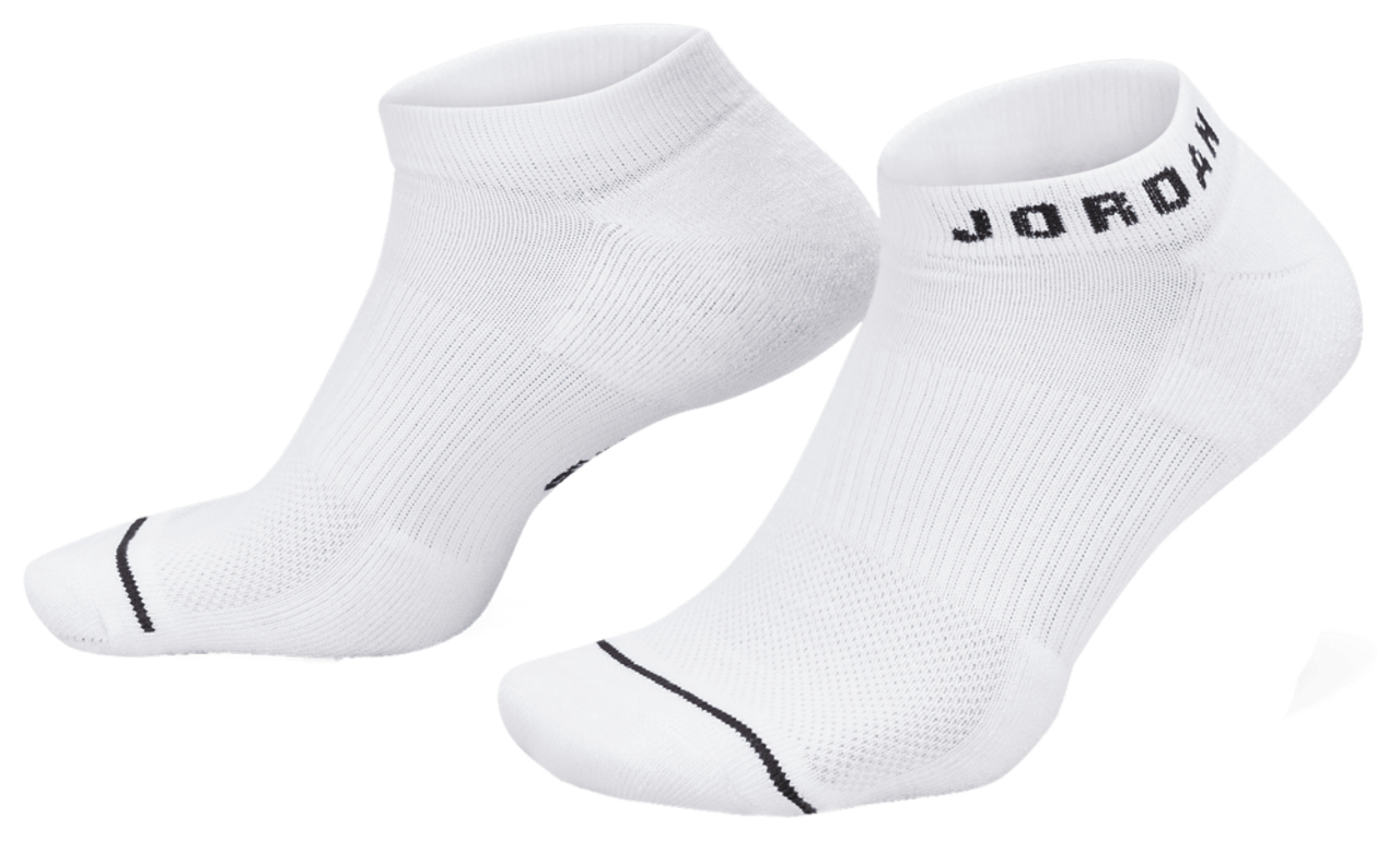 Jordan Paquet de 3 paires de chaussettes invisibles en polyester matelassées Everyday Image 1 de 5. Appuyez pour ouvrir la galerie de photos.