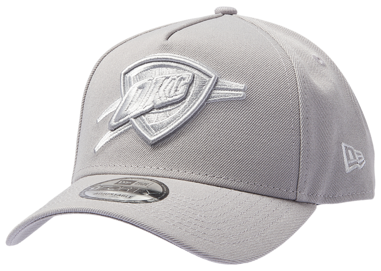 New Era Casquette chromée à structure en A Tonnerre 9FORTY Image 1 de 5. Appuyez pour ouvrir la galerie de photos.