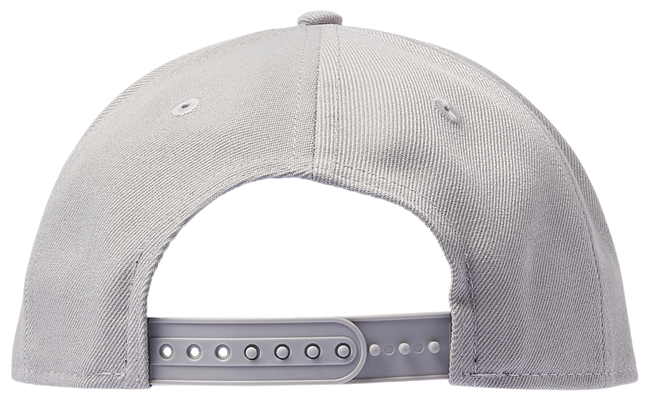 New Era Casquette chromée à structure en A Tonnerre 9FORTY Image 4 de 5. Appuyez pour ouvrir la galerie de photos.