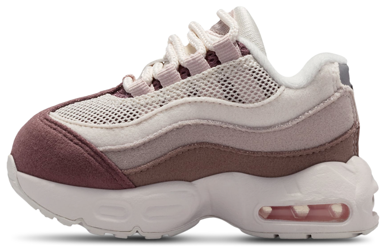 Nike Air Max 95 Image 2 of 5. Tap to open photo gallery.