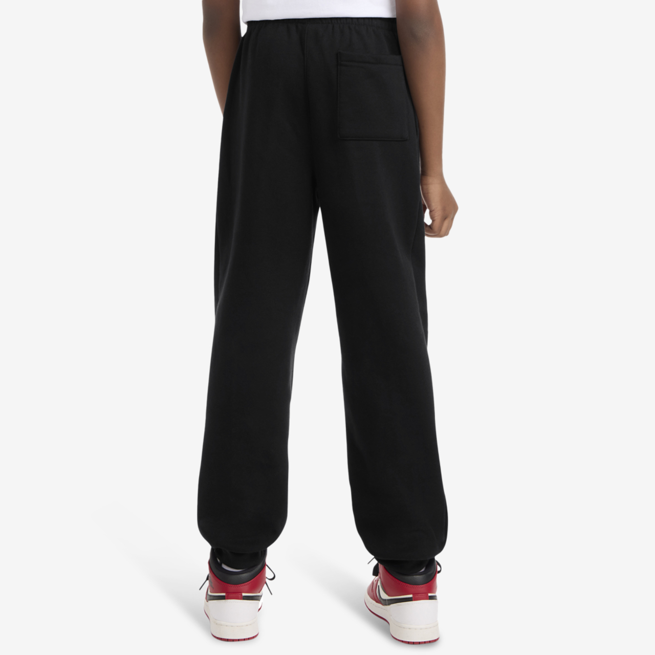Jordan Brooklyn Fleece Cargo Pants Image 2 of 6. Tap to open photo gallery.