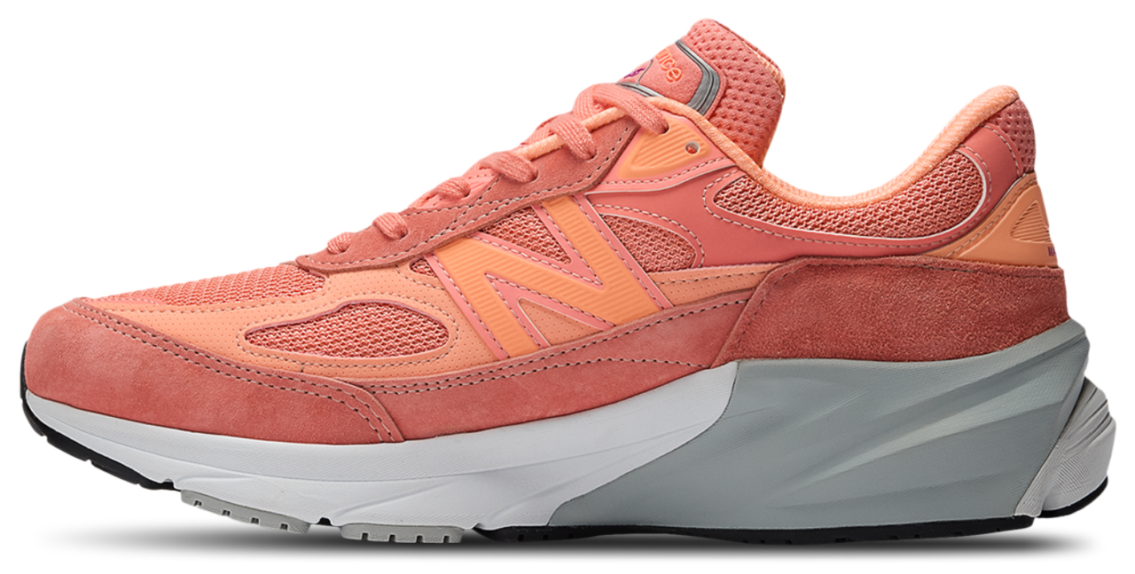 New Balance 990 Image 2 of 5. Tap to open photo gallery.