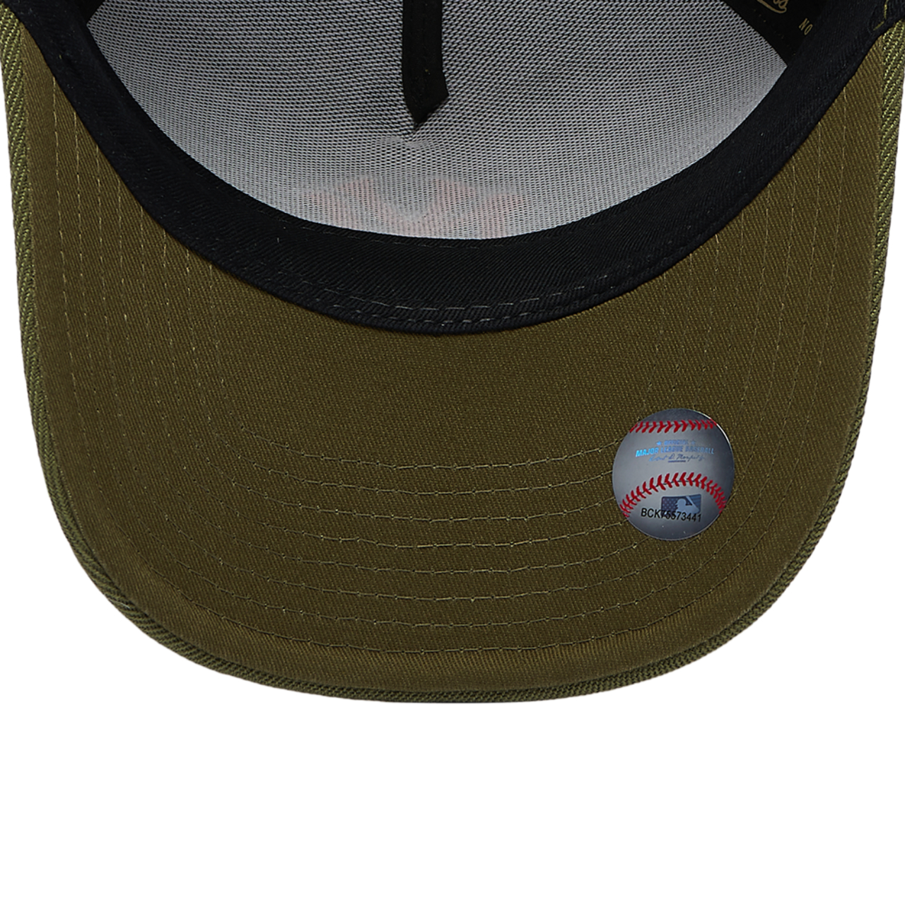 Mitchell & Ness Yankees Neon Pop Pro Pinch Cap Image 5 of 5. Tap to open photo gallery.
