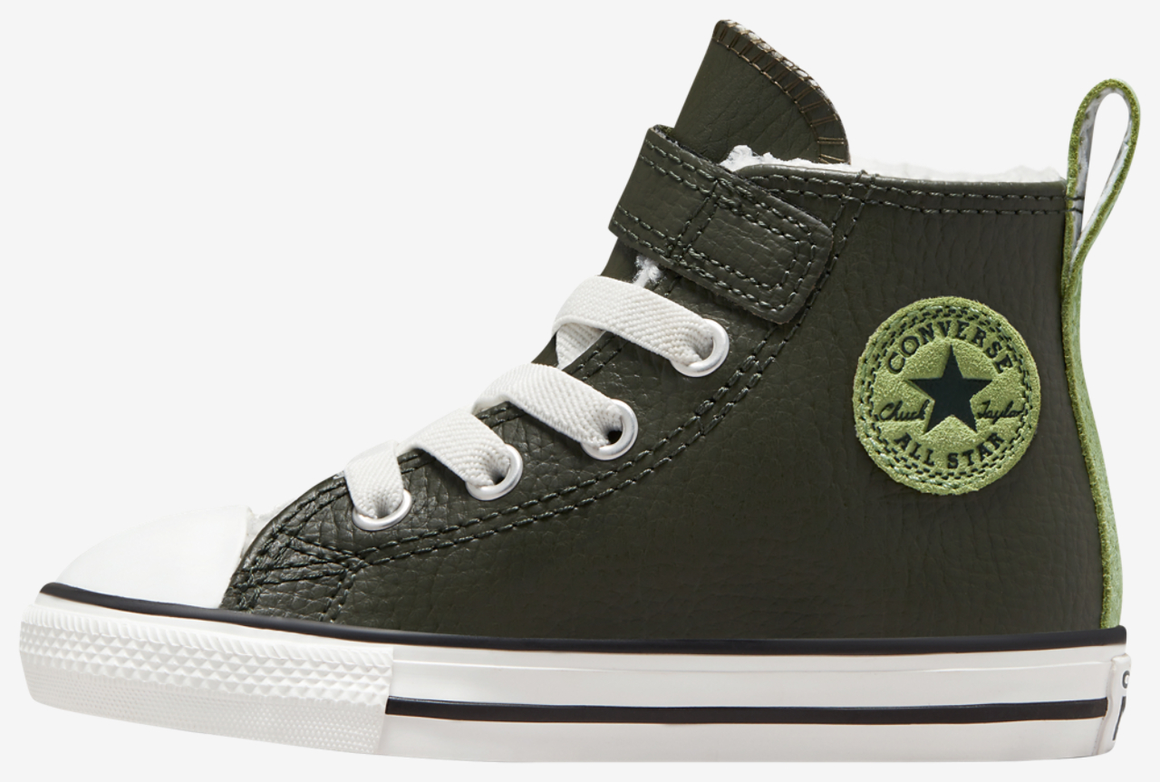 Converse Chuck Taylor All Star 1V Cozy Image 3 of 6. Tap to open photo gallery.