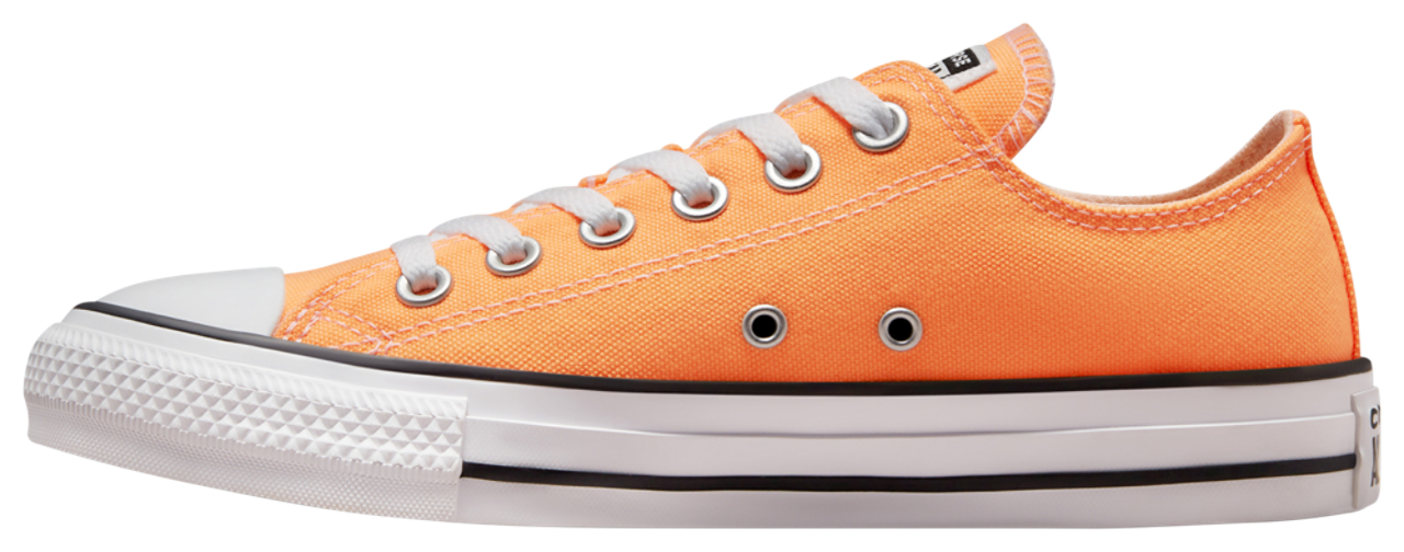Converse Chuck Taylor All Star Image 2 of 5. Tap to open photo gallery.