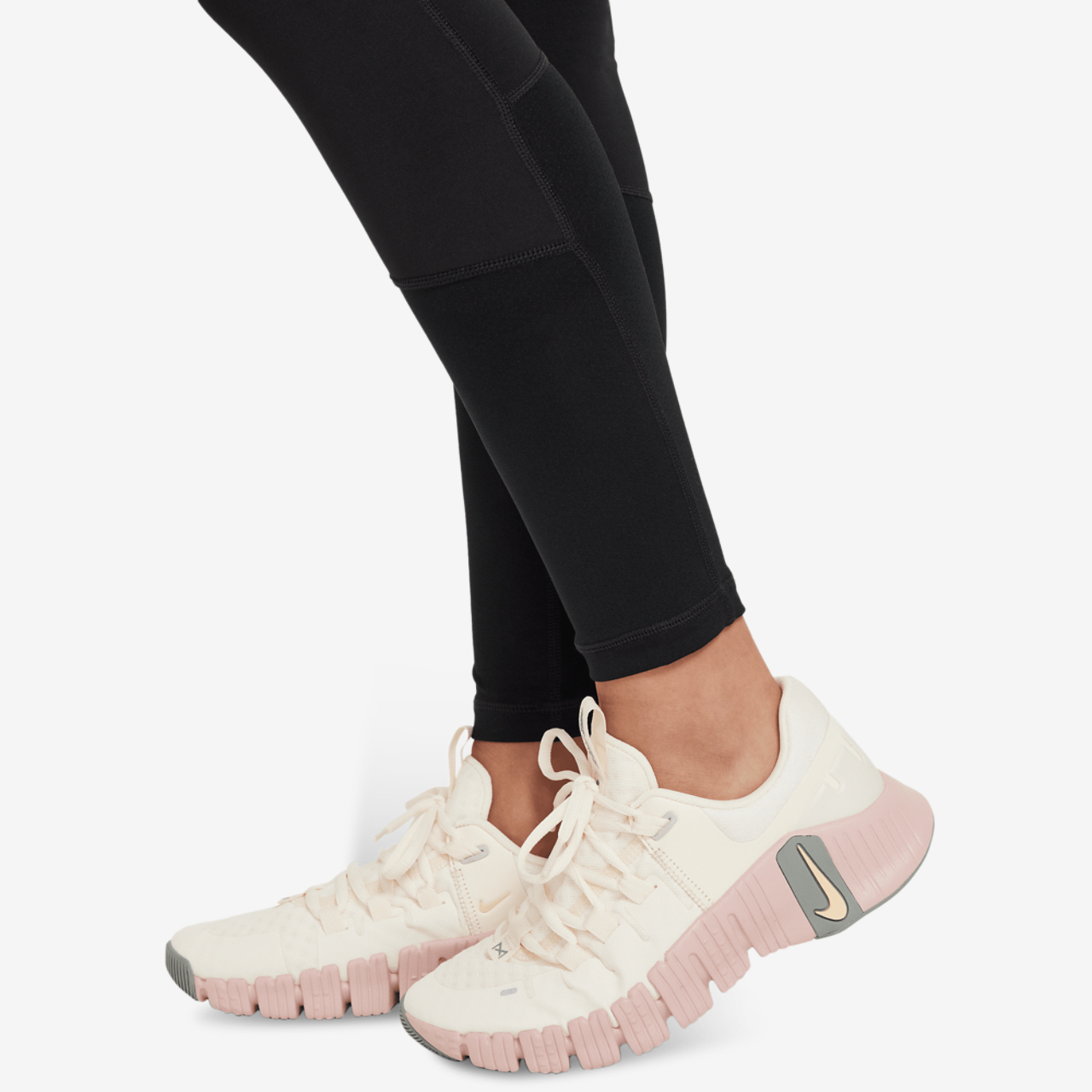 Nike Pro Tights Image 6 of 6. Tap to open photo gallery.