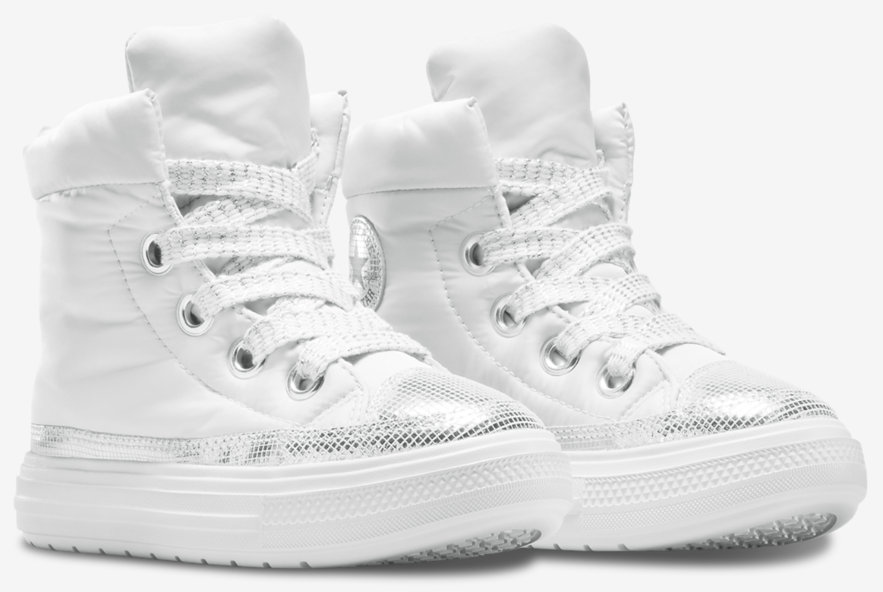 Converse Chuck Taylor All Star Elements Boots High Image 2 of 6. Tap to open photo gallery.