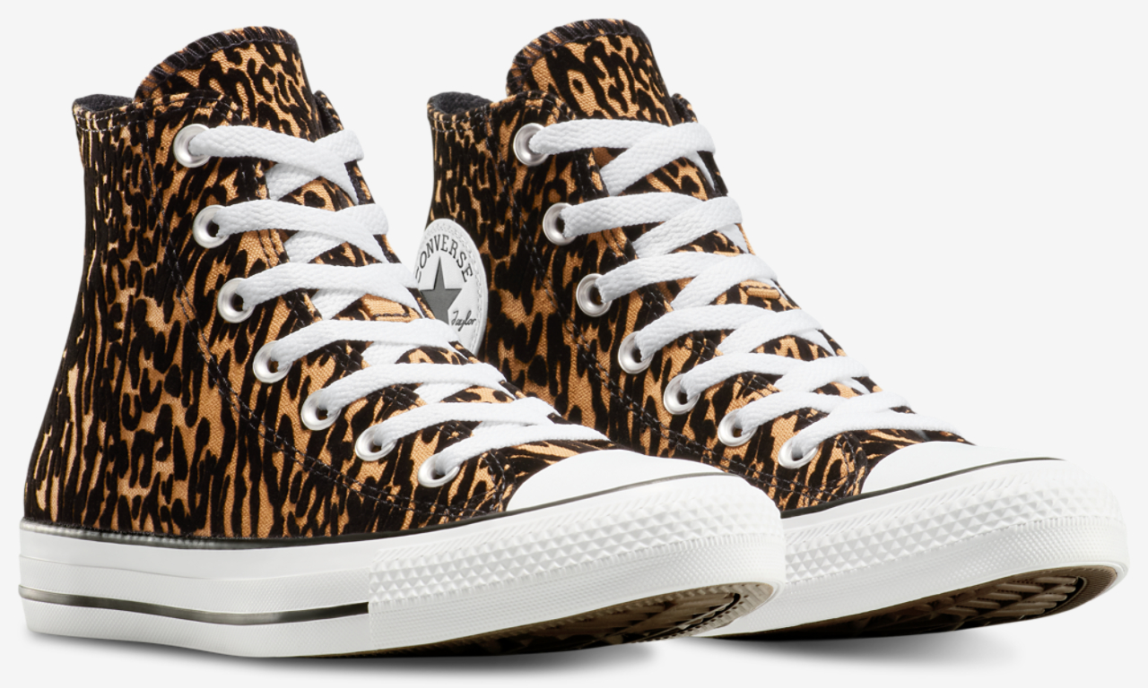 Converse Chuck Taylor All Star High Image 2 of 9. Tap to open photo gallery.