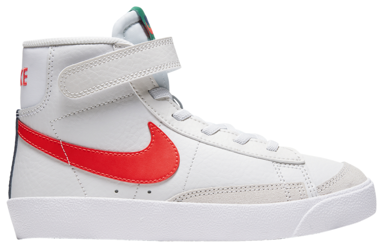 Nike Blazer Mid '77 Image 1 of 4. Tap to open photo gallery.
