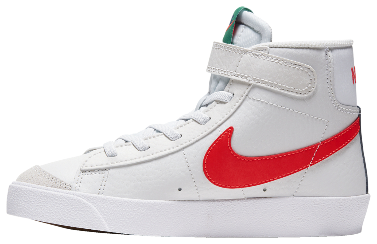 Nike Blazer Mid '77 Image 2 of 4. Tap to open photo gallery.