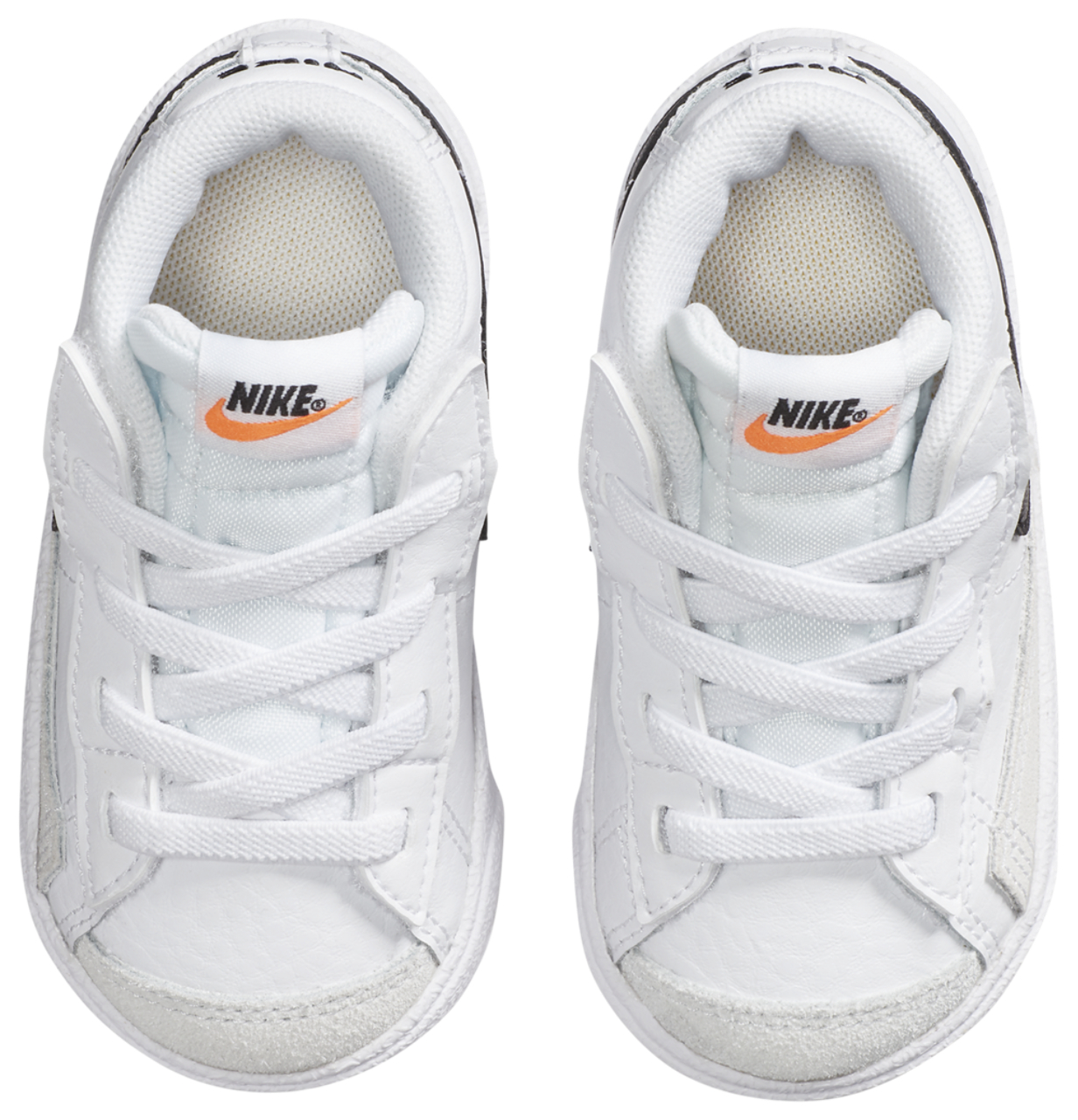 Nike Blazer Mid '77 Image 5 of 6. Tap to open photo gallery.