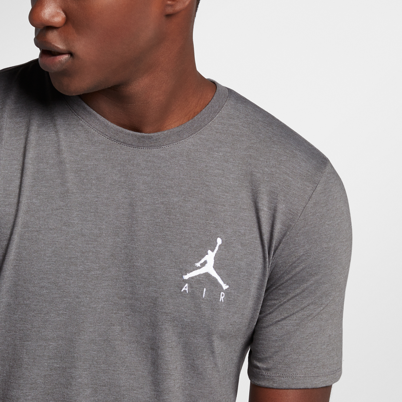 Jordan Jumpman Air Embroidered T-Shirt Image 4 of 5. Tap to open photo gallery.