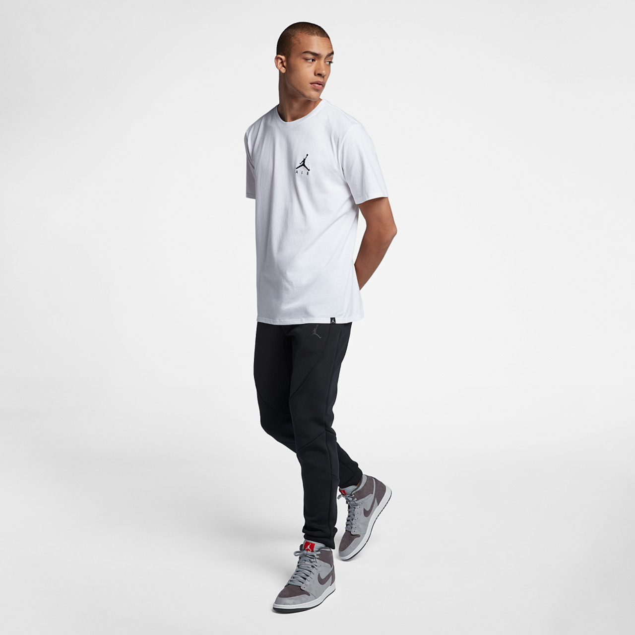 Jordan Jumpman Air Embroidered T-Shirt Image 5 of 5. Tap to open photo gallery.
