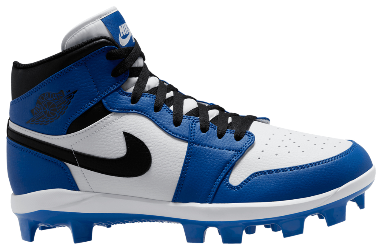 Jordan Retro MCS Champs Sports