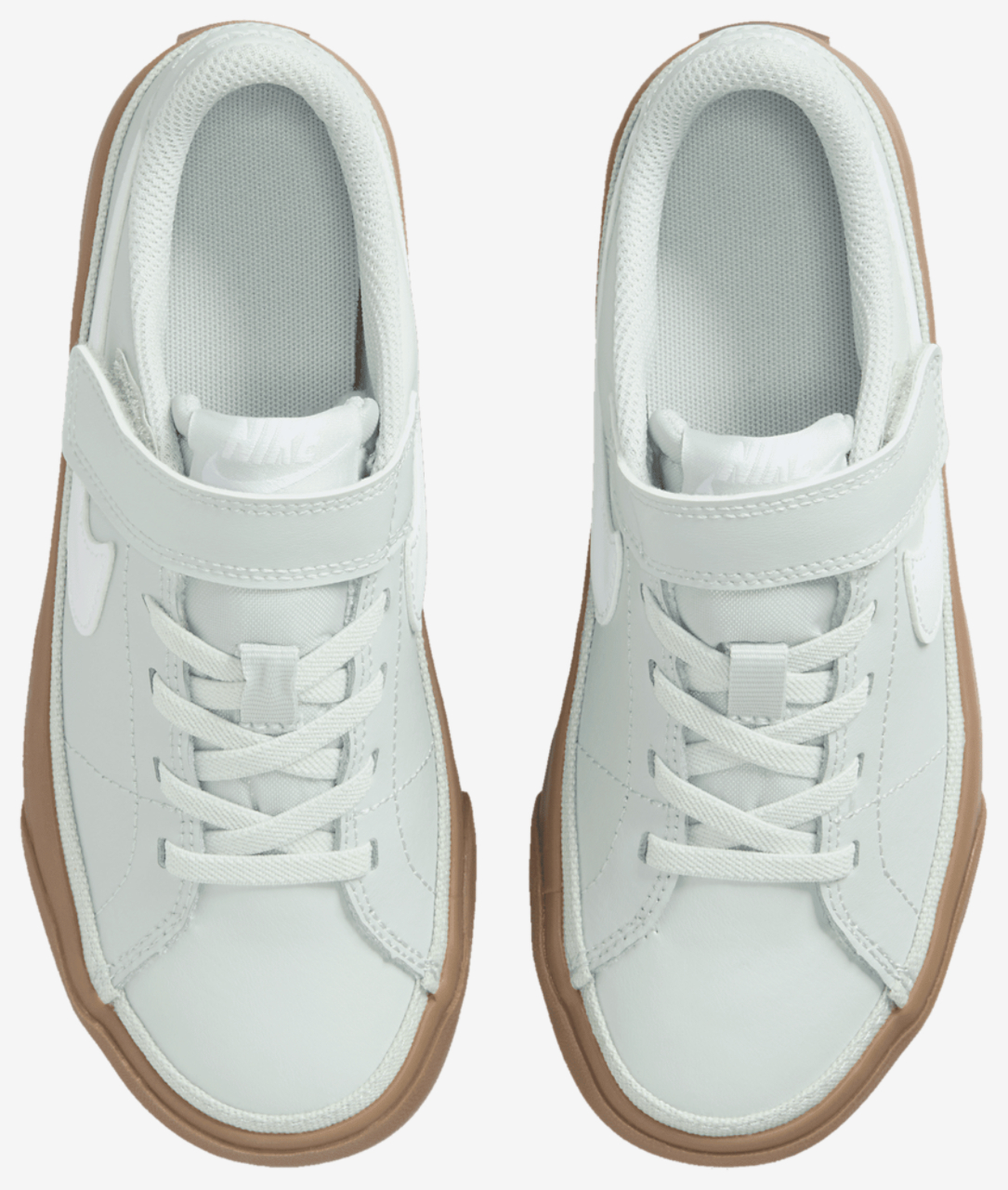 Nike Court Legacy Image 4 of 8. Tap to open photo gallery.