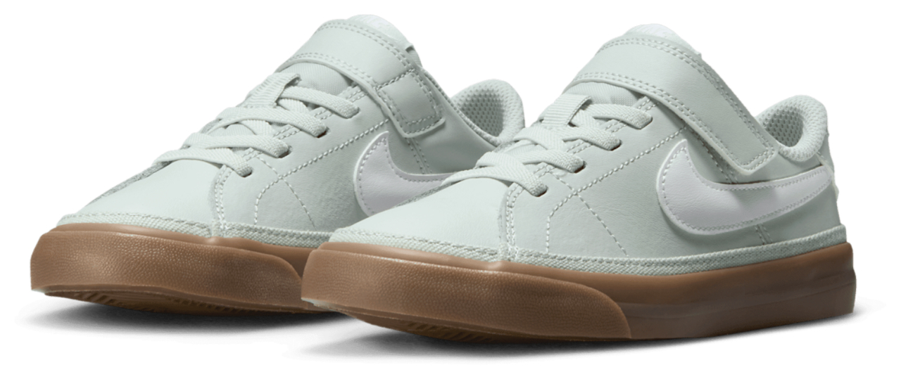 Nike Court Legacy Image 6 of 8. Tap to open photo gallery.