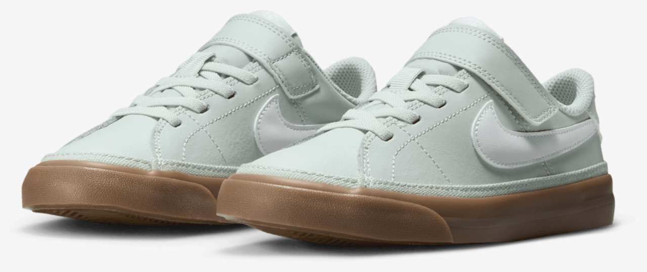 Nike Court Legacy Image 6 of 8. Tap to open photo gallery.
