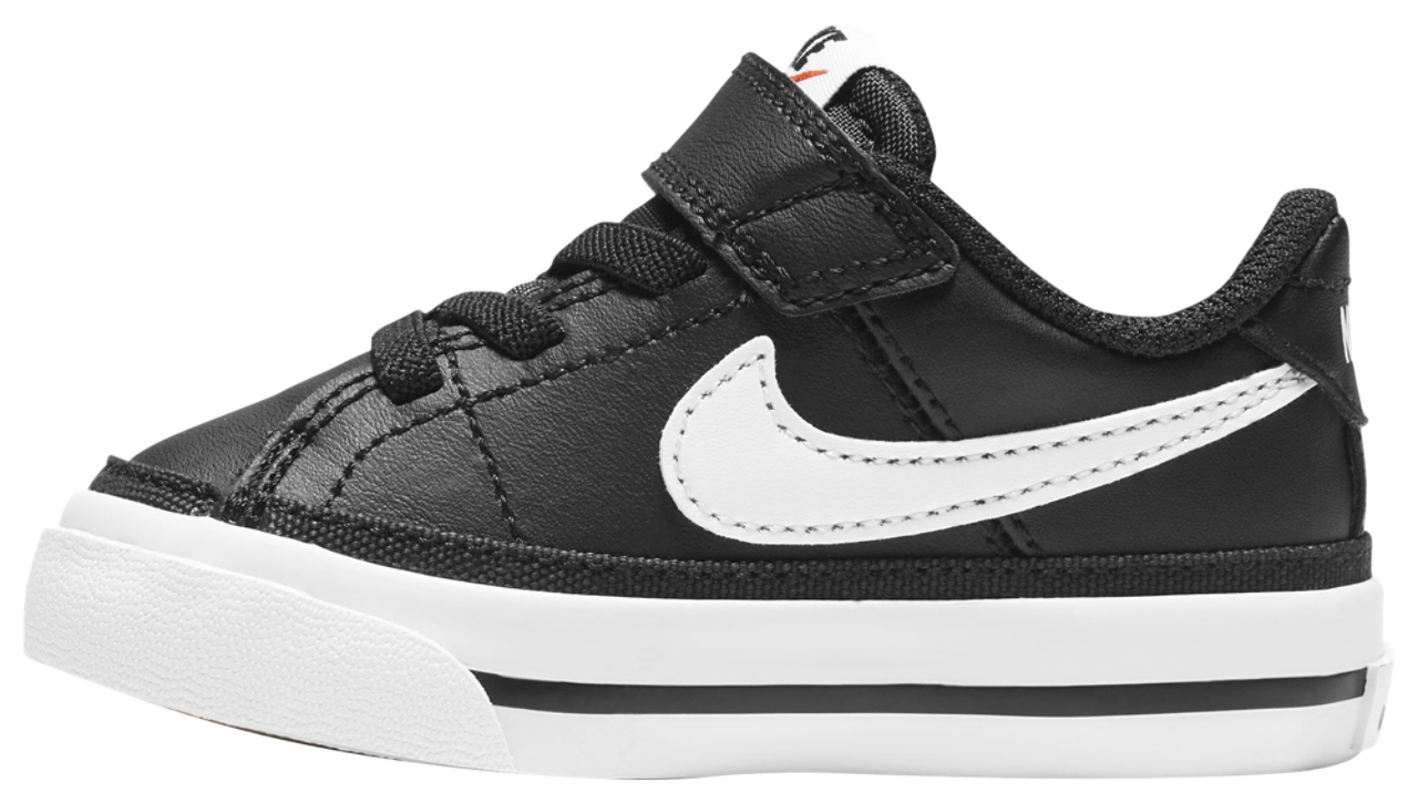 Nike Court Legacy Image 3 of 6. Tap to open photo gallery.