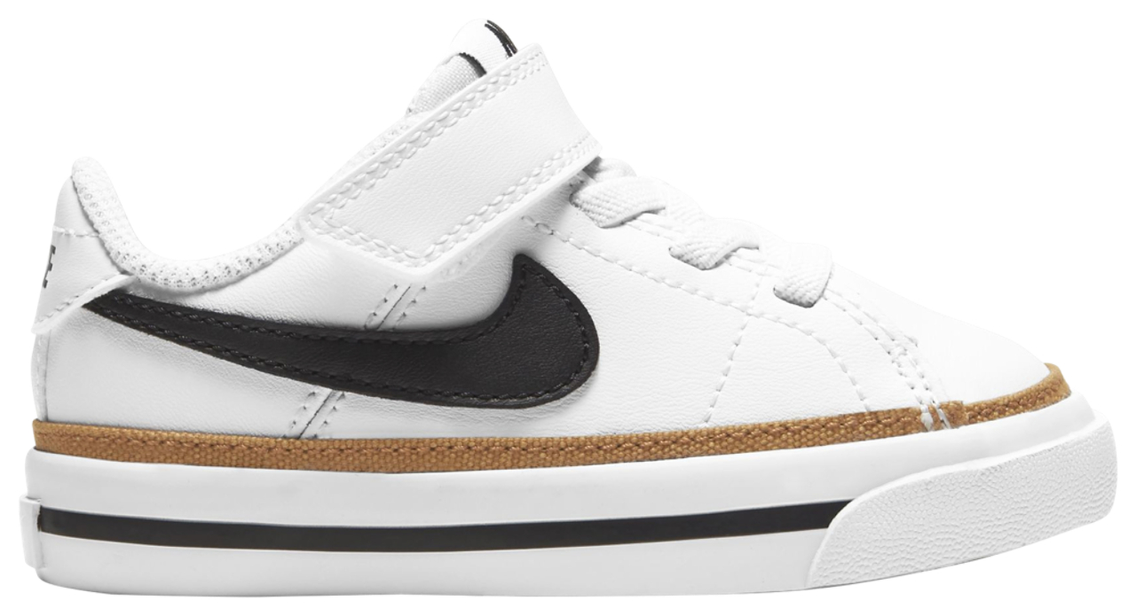 Nike Court Legacy Image 2 of 6. Tap to open photo gallery.
