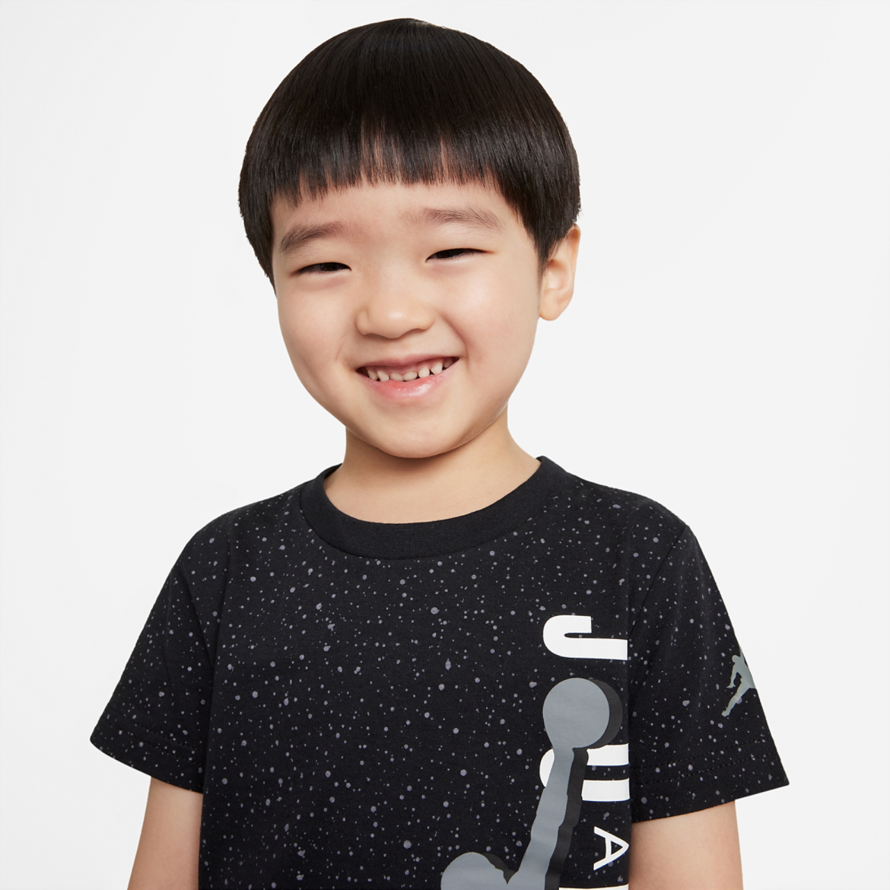 Jordan Big Vert T-Shirt & Short Set Image 3 of 5. Tap to open photo gallery.