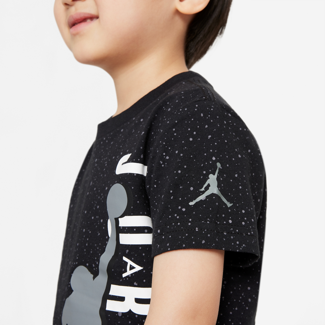 Jordan Big Vert T-Shirt & Short Set Image 4 of 5. Tap to open photo gallery.