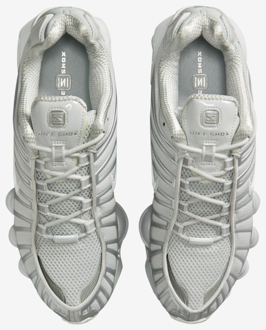 Nike Shox TL Image 4 of 8. Tap to open photo gallery.