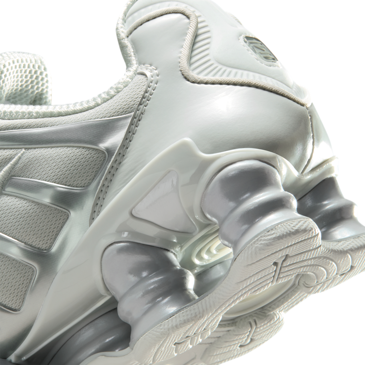 Nike Shox TL Image 8 of 8. Tap to open photo gallery.