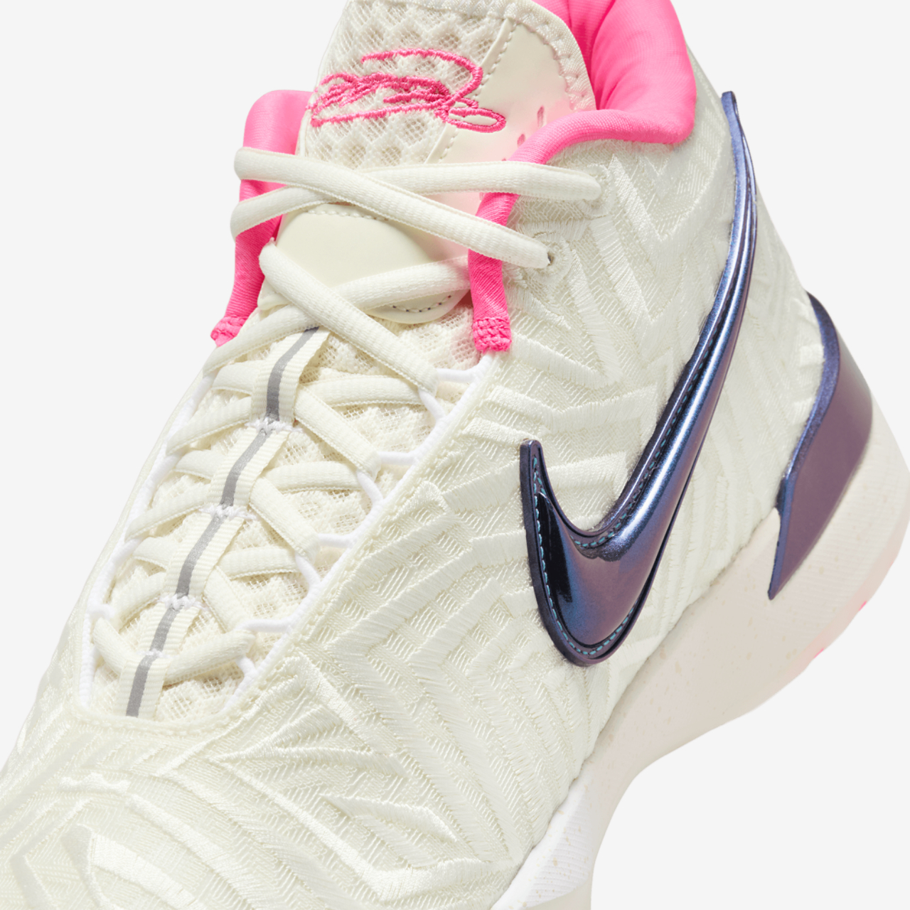 Nike LBJ Nxxt Genisus Image 7 of 8. Tap to open photo gallery.