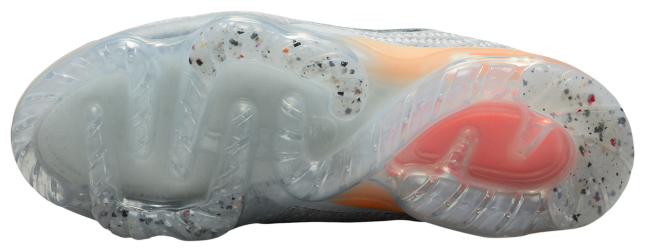 Nike Air Vapormax 2021 Image 5 of 5. Tap to open photo gallery.