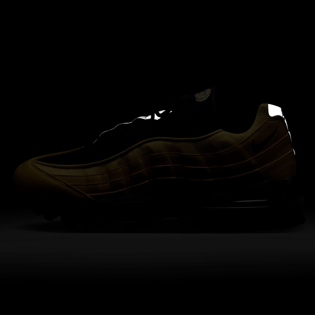Nike Air Max 95 OG Image 6 of 6. Tap to open photo gallery.