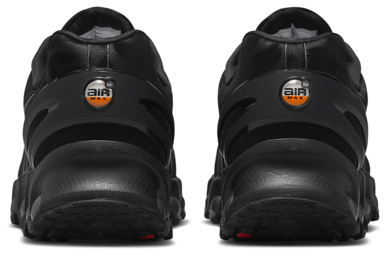 Nike Air Max DN8 SE Image 3 of 5. Tap to open photo gallery.