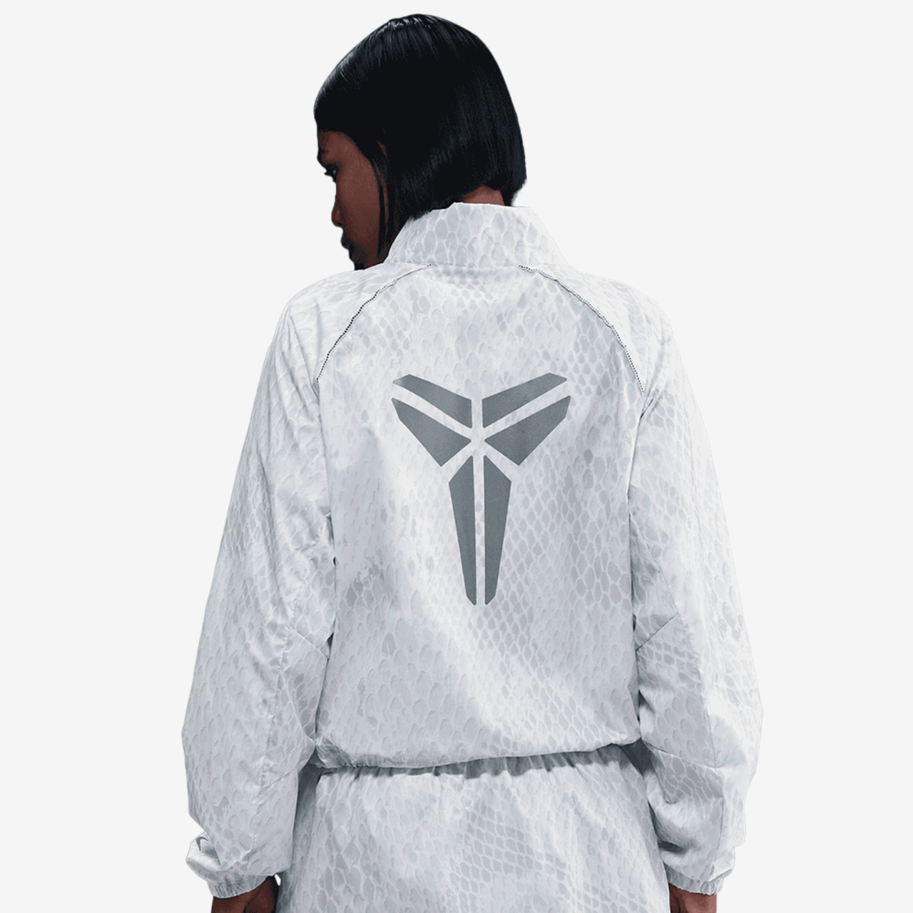Nike Kobe Light Weight Woven Jacket Image 2 of 6. Tap to open photo gallery.