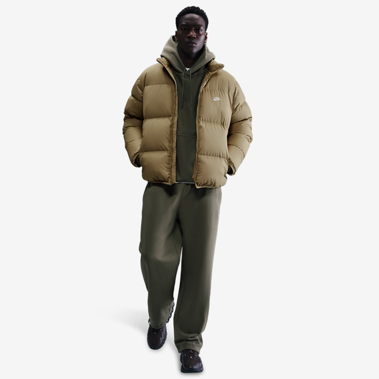Nike SF Club 550 Puffer Jacket Image 3 of 4. Tap to open photo gallery.
