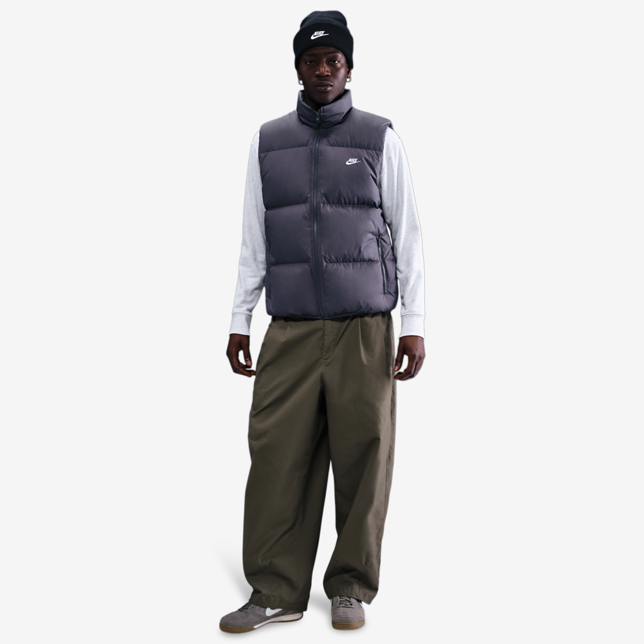 Nike Club Puffer Vest 550 Image 3 of 4. Tap to open photo gallery.