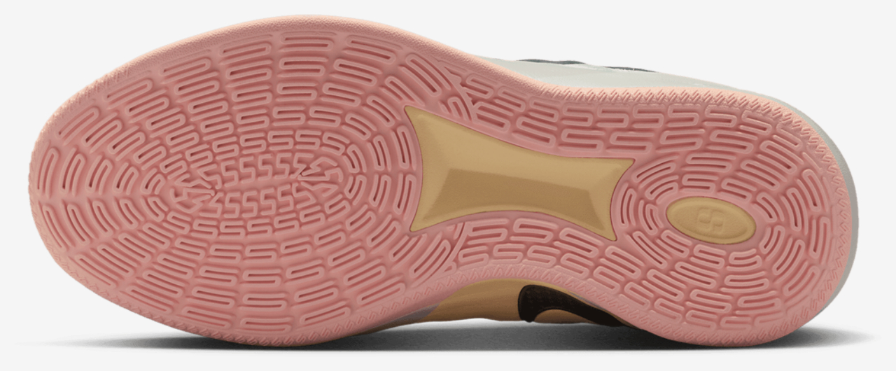 Nike Sabrina 3 Image 5 of 8. Tap to open photo gallery.
