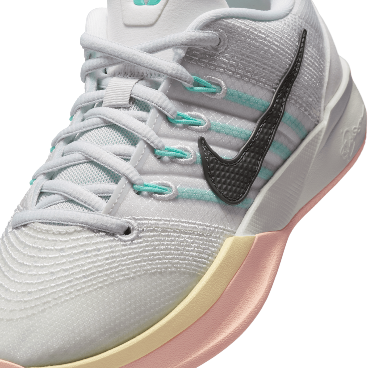 Nike Sabrina 3 Image 7 of 8. Tap to open photo gallery.
