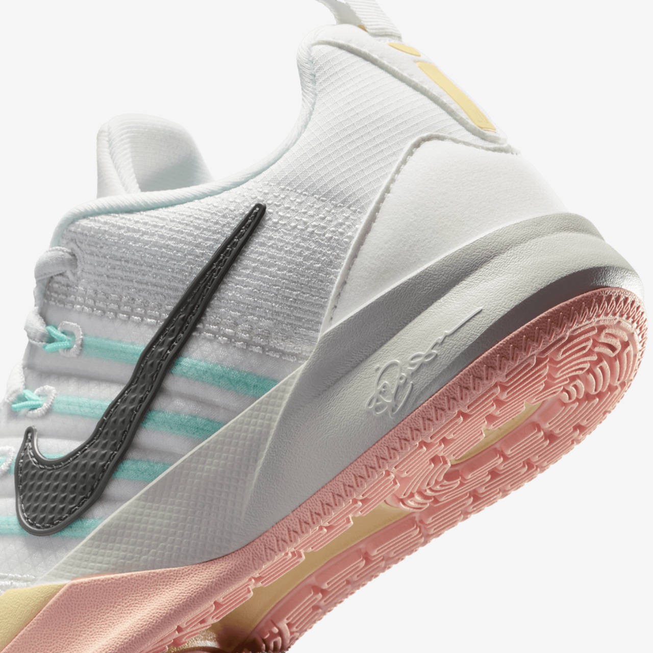 Nike Sabrina 3 Image 8 of 8. Tap to open photo gallery.