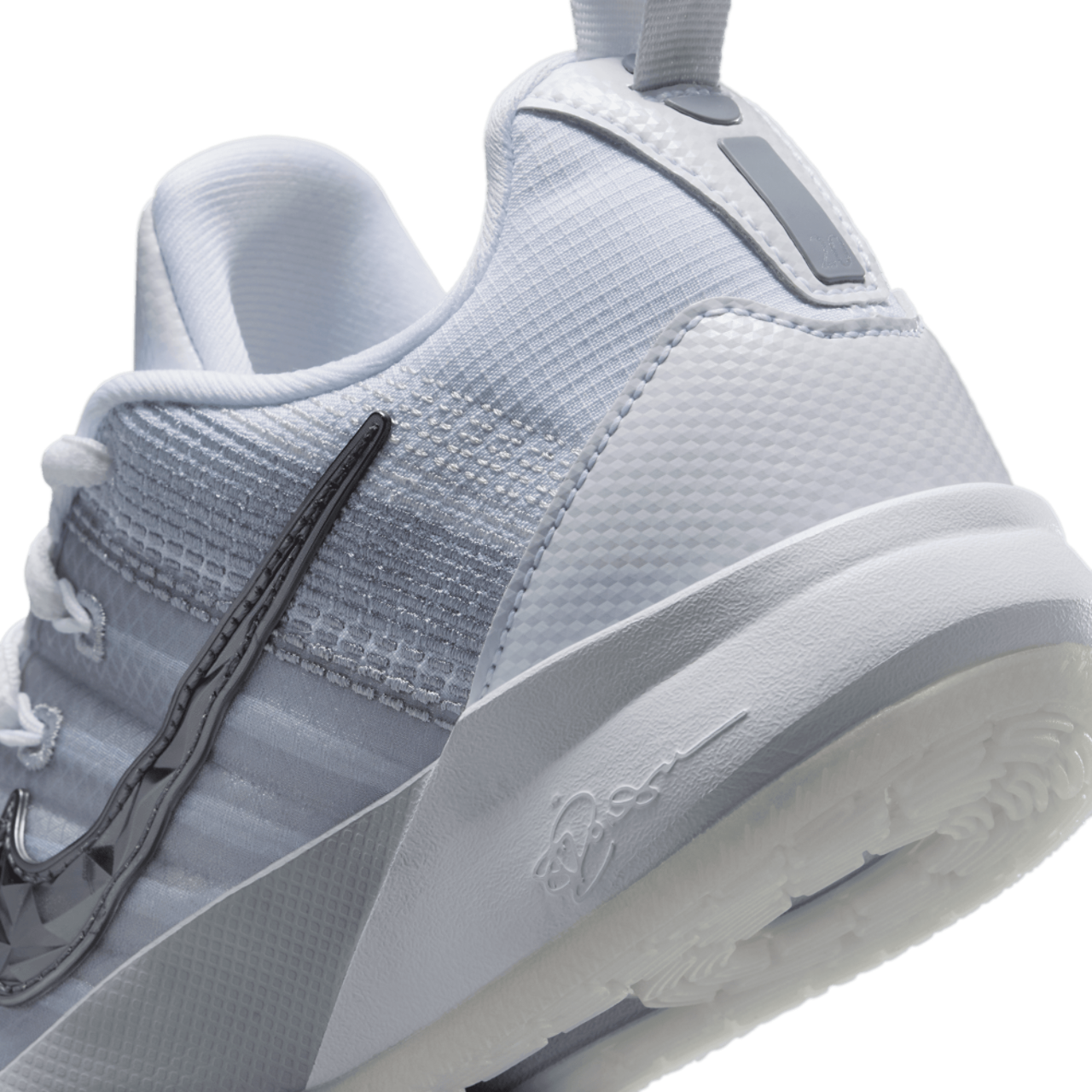 Nike Sabrina 3 Image 8 of 8. Tap to open photo gallery.
