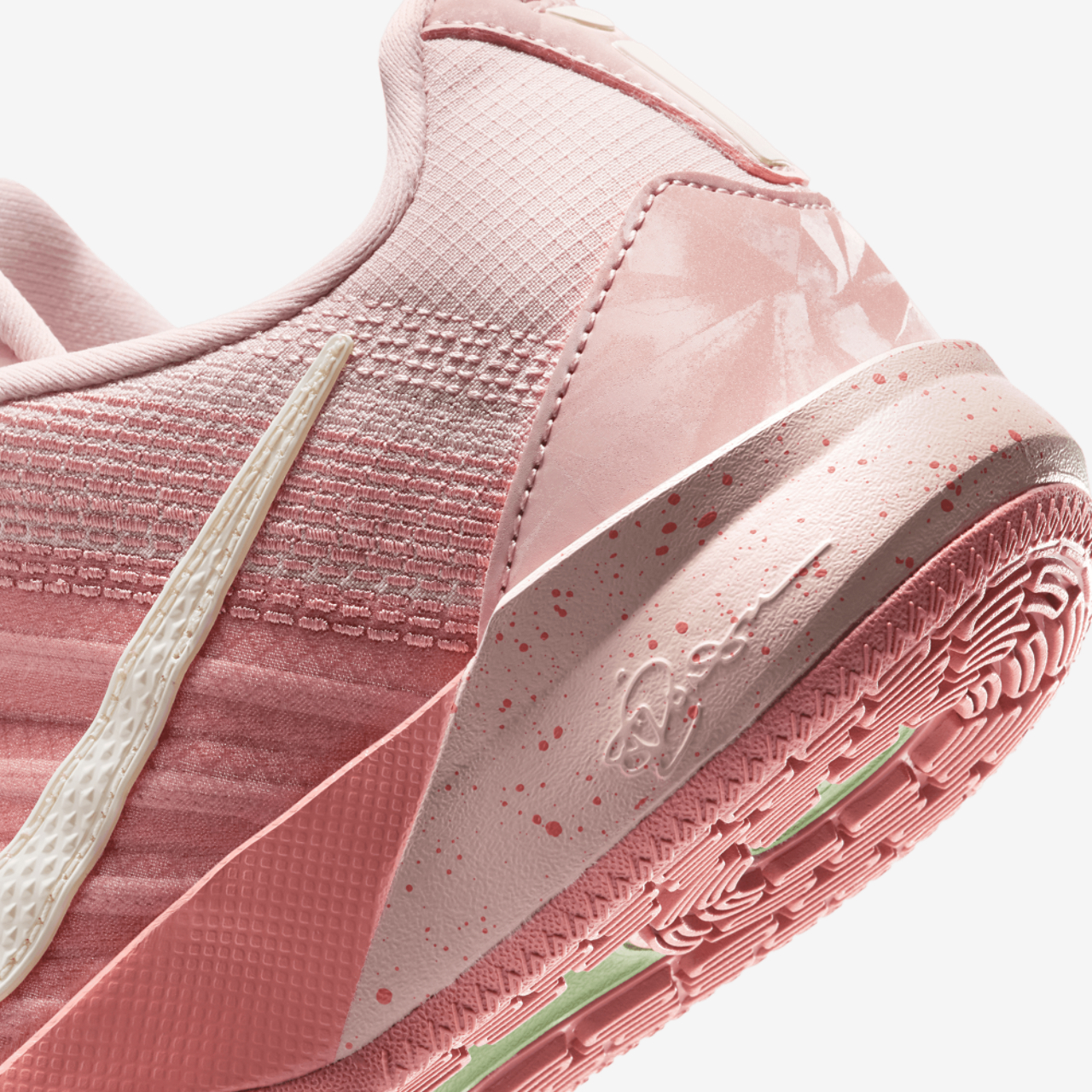 Nike Sabrina 3 Image 8 of 8. Tap to open photo gallery.