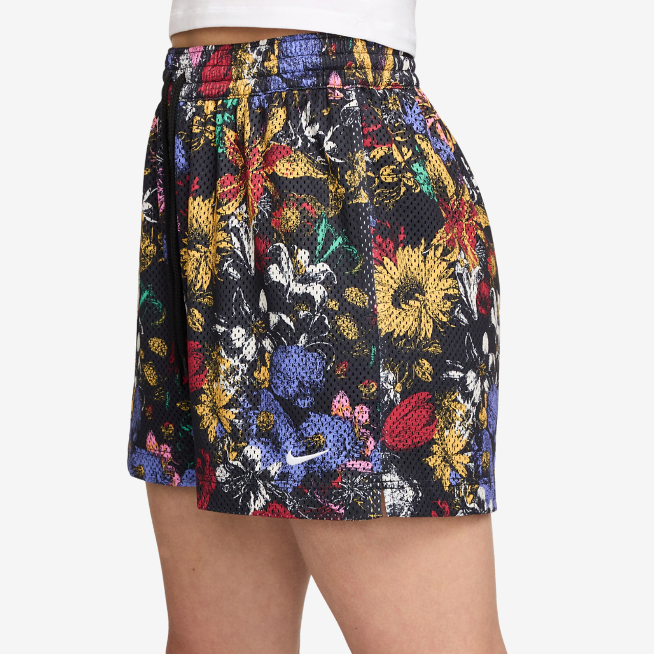 Nike Dri-FIT Essential Seasonal 4" AOP Shorts Image 3 of 4. Tap to open photo gallery.