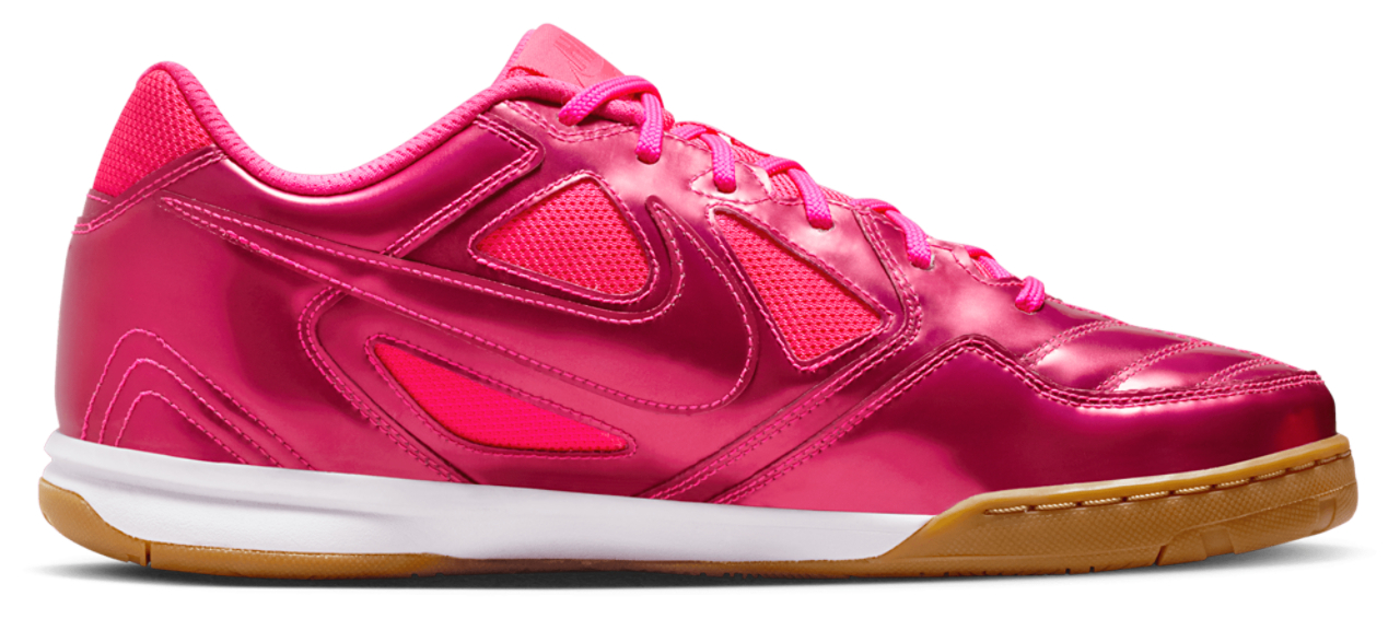 Nike Gato Lv8 Image 1 of 5. Tap to open photo gallery.