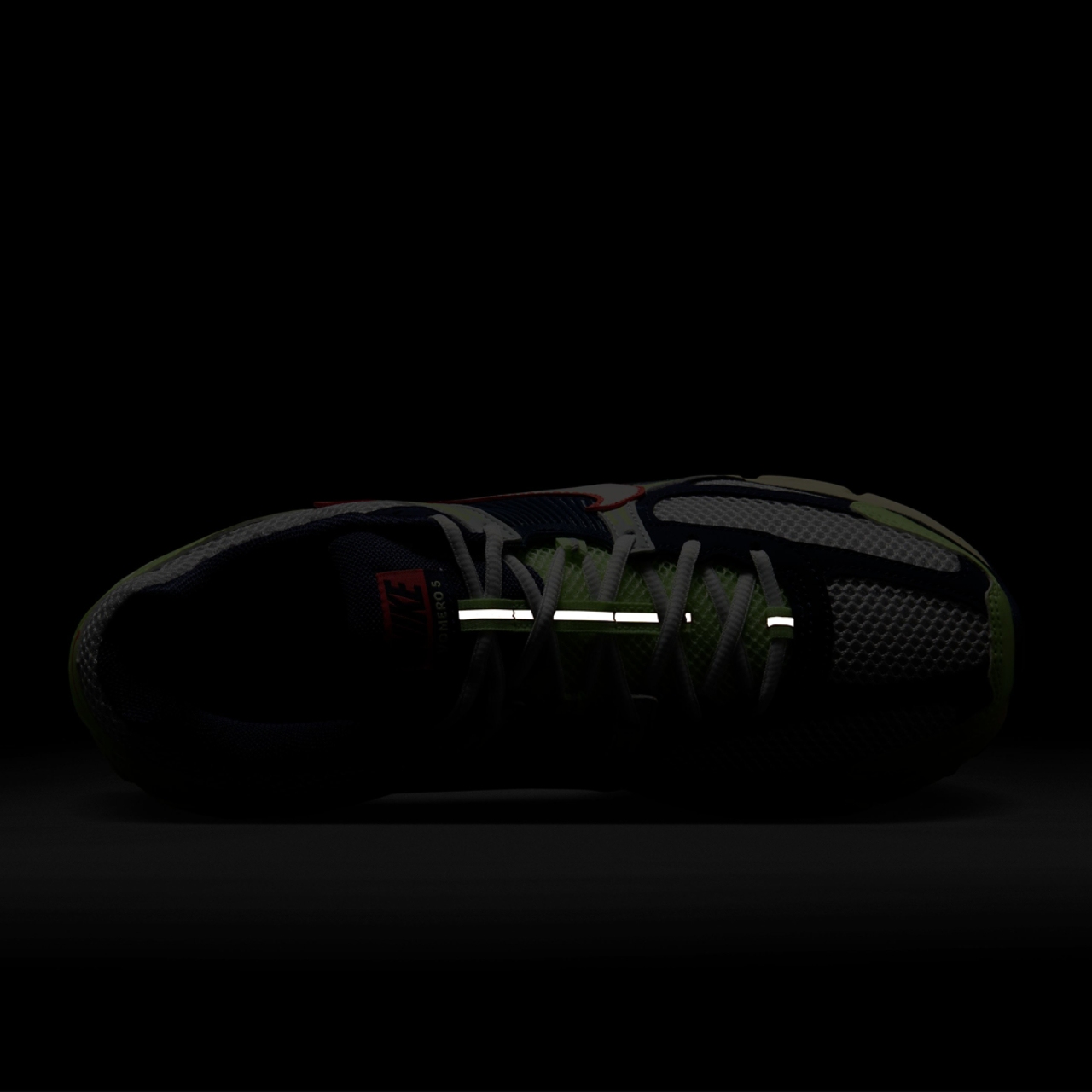Nike Vomero 5 Image 8 of 8. Tap to open photo gallery.