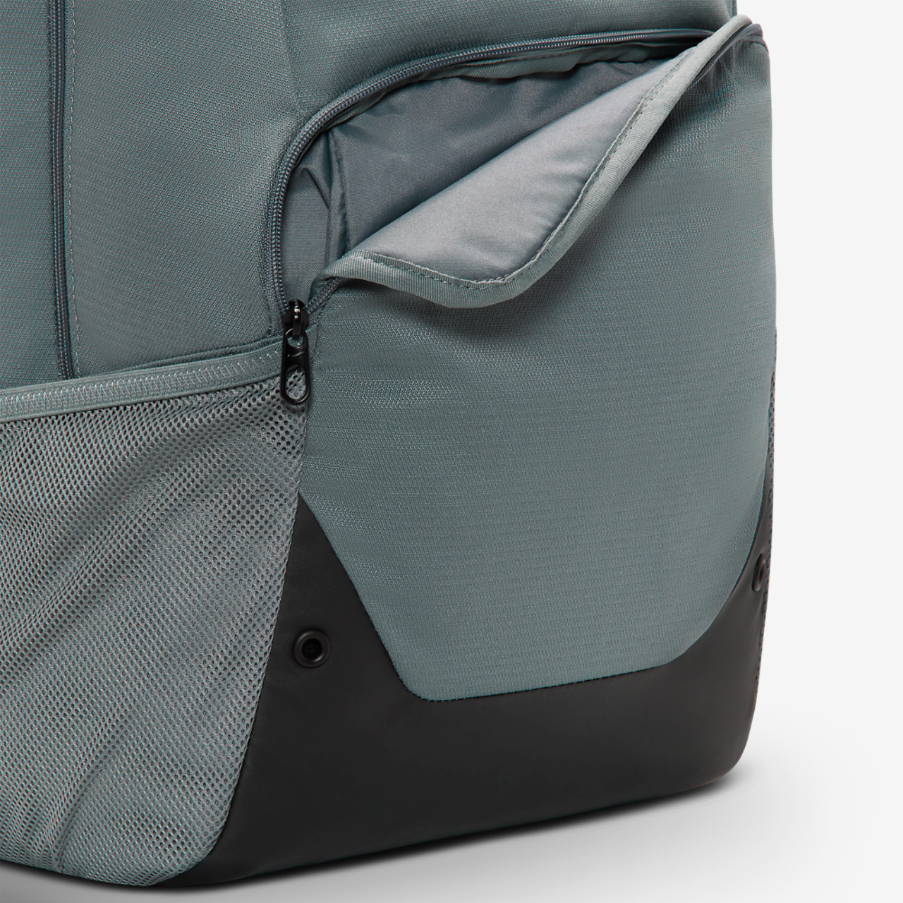 Nike Brasilia XL Backpack X Image 7 of 8. Tap to open photo gallery.