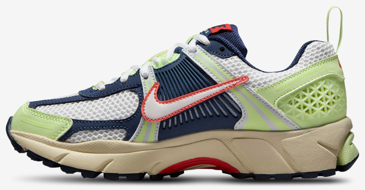 Nike Vomero 5 Image 3 of 9. Tap to open photo gallery.