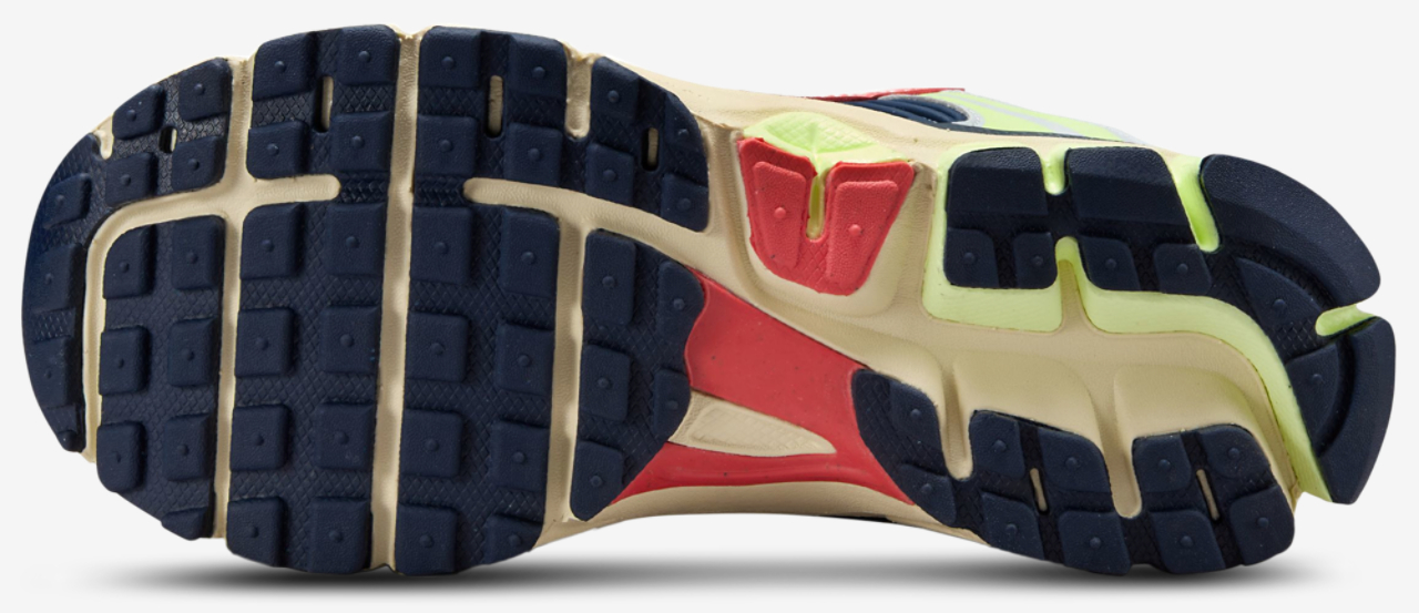 Nike Vomero 5 Image 6 of 9. Tap to open photo gallery.