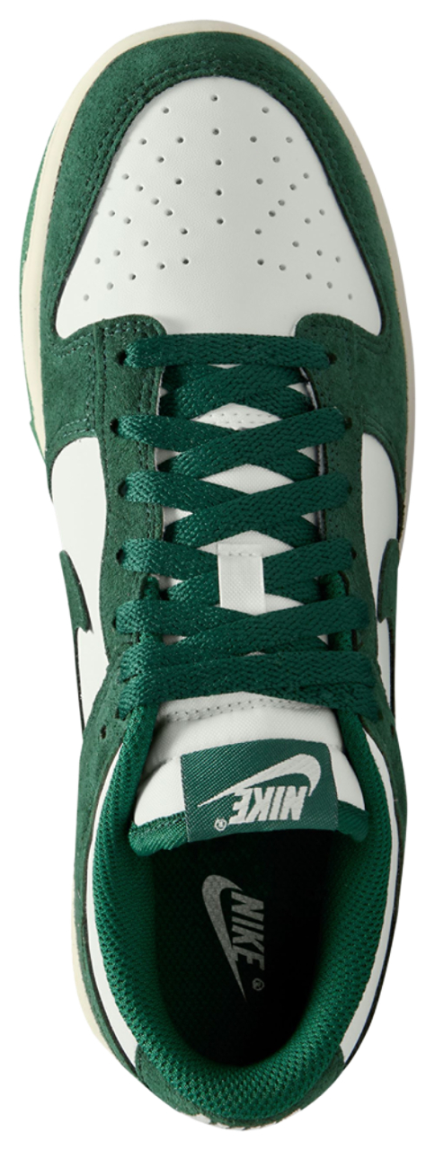Nike Dunk Low Image 3 of 4. Tap to open photo gallery.