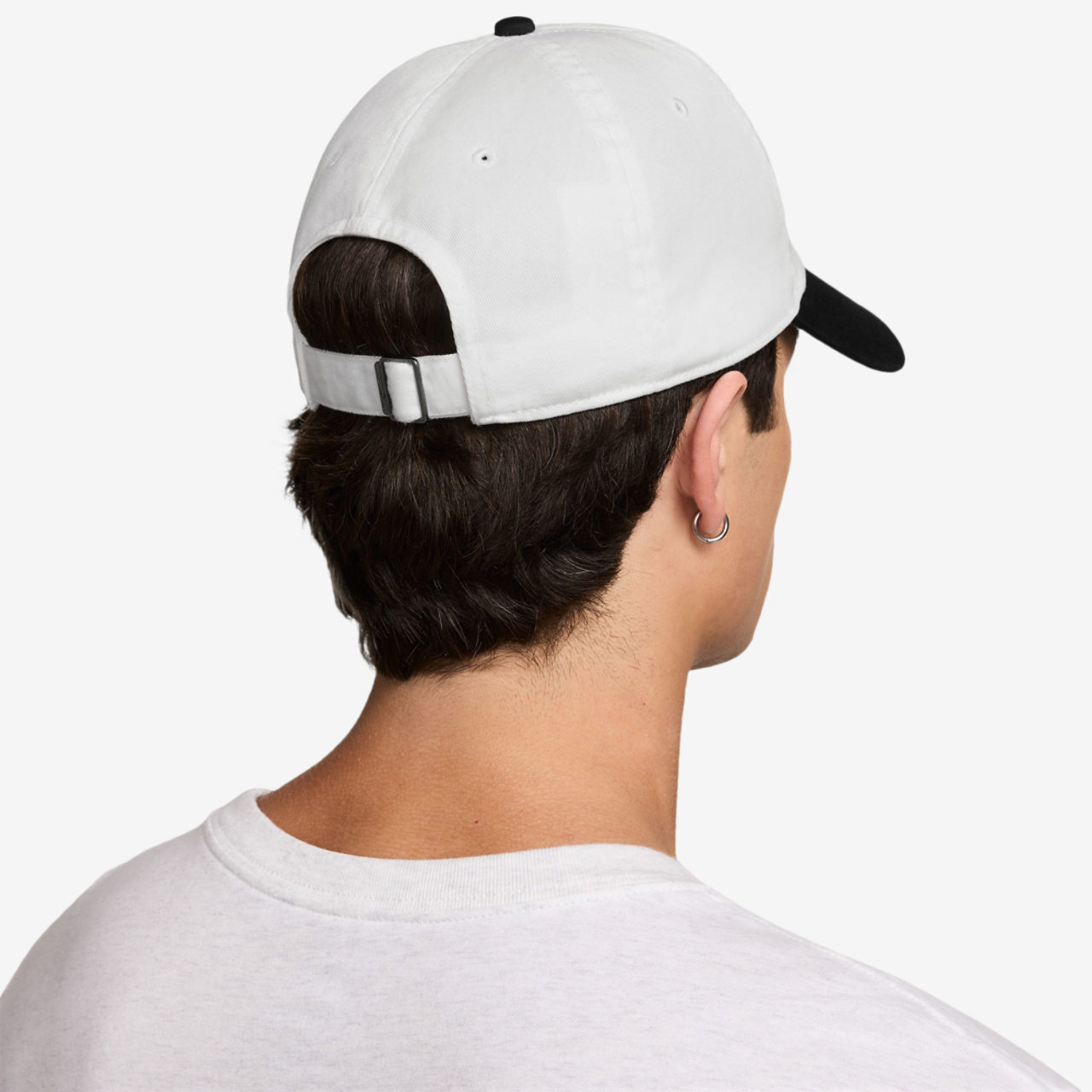 Nike Club H86 Adjustable Cap Image 2 of 6. Tap to open photo gallery.