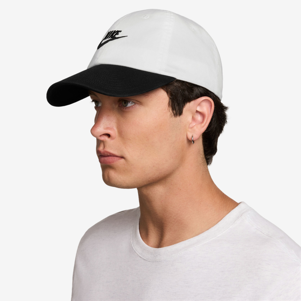 Nike Club H86 Adjustable Cap Image 3 of 6. Tap to open photo gallery.