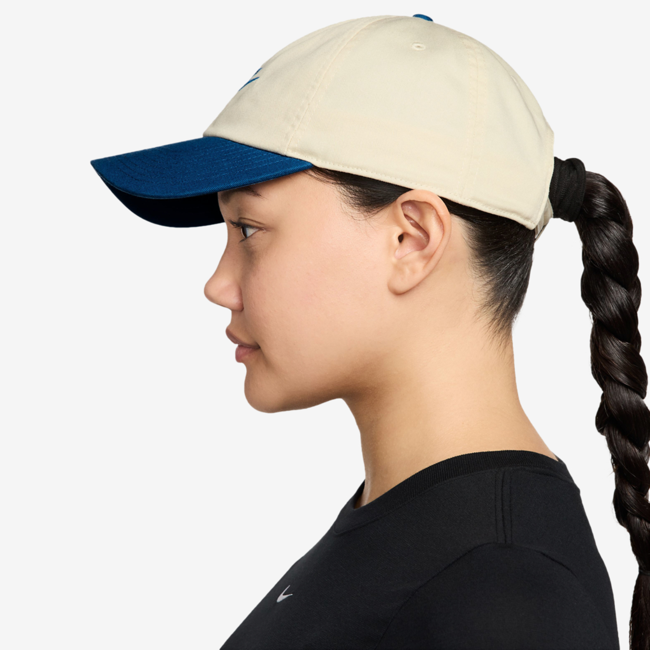 Nike Club H86 Adjustable Cap Image 3 of 6. Tap to open photo gallery.